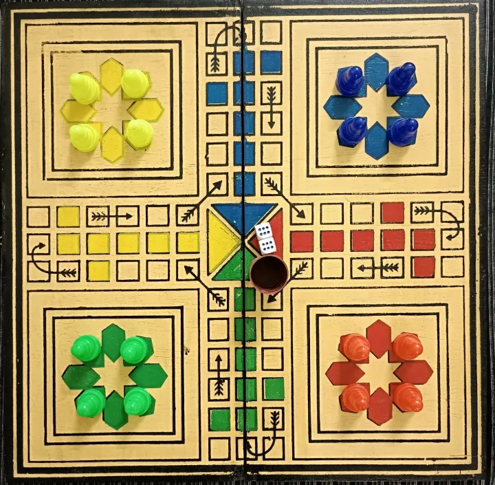 Wooden%20Ludo%20game-Frame%20Game%20For%20Family%20Children%20/%20Kids%20Ludo%20Board%20Game%204%20Players%20&%202%20Players%20(Standard)%20-%20Image%203