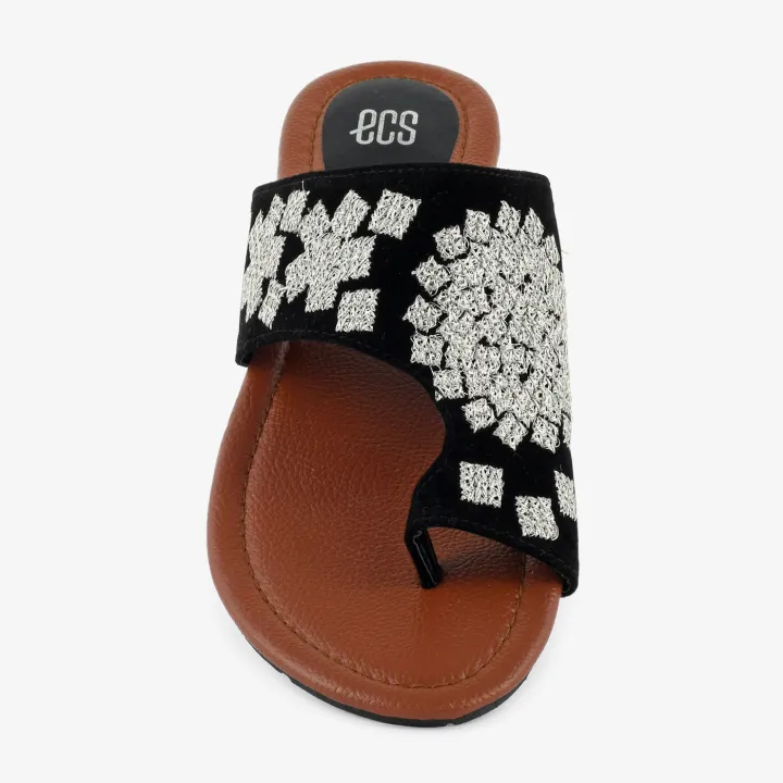 ECS%20Floral%20Embroidered%20Chappals%20Flat%20Chappal%20For%20Women%20-%20Image%205