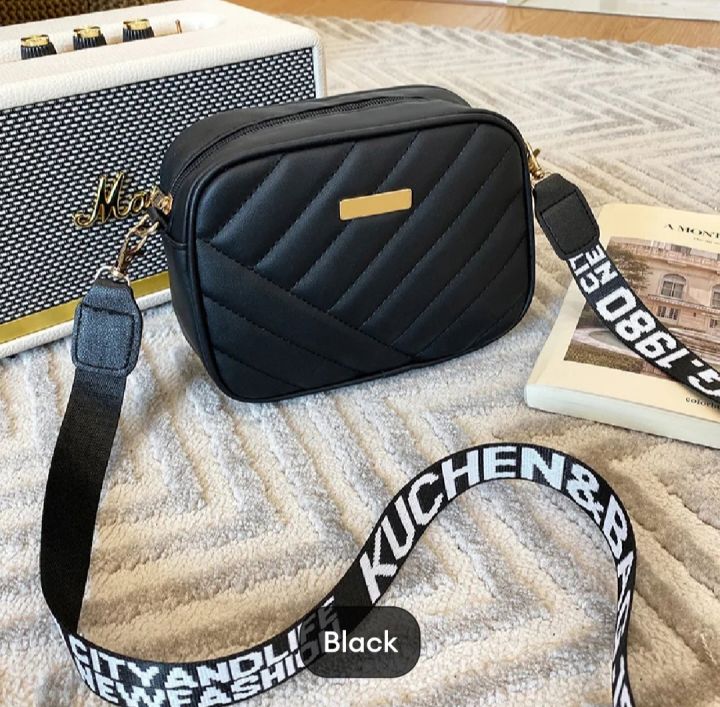 Leather%20Handbag%20for%20Girls,%20Casual%20Crossbody%20and%20Shoulder%20Bag,%20Stylish%20Women's%20Purse%20with%20Phone%20Pouch,%20Trendy%20Gift%20Bag%20-%20Image%206