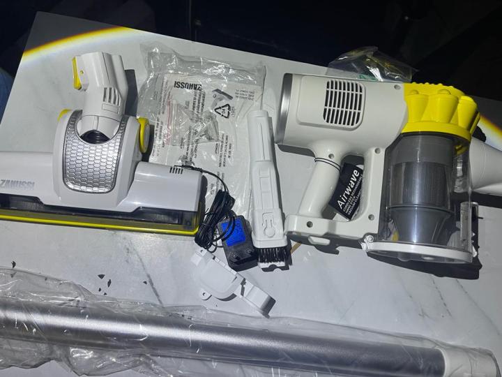 Original%20Zanussi%20Cordless%20Rechargeable%20Hand%20Stick%20Vacuum%20(%20130W%20%20)%20-%20Image%203