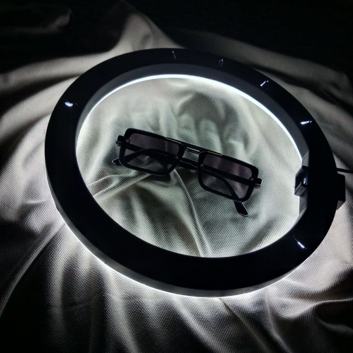 Stylish%20Square%20Black%20Sunglasses%20For%20Men%20And%20Women%20%7C%20Sunglass%20for%20women%20%20%7C%20Black%20Frame%20with%20Gold%20Bridge%20%7C%20Bold%20Streetwear%20%20%7C%20New%20Fashion%20Shades%20-%20Image%205