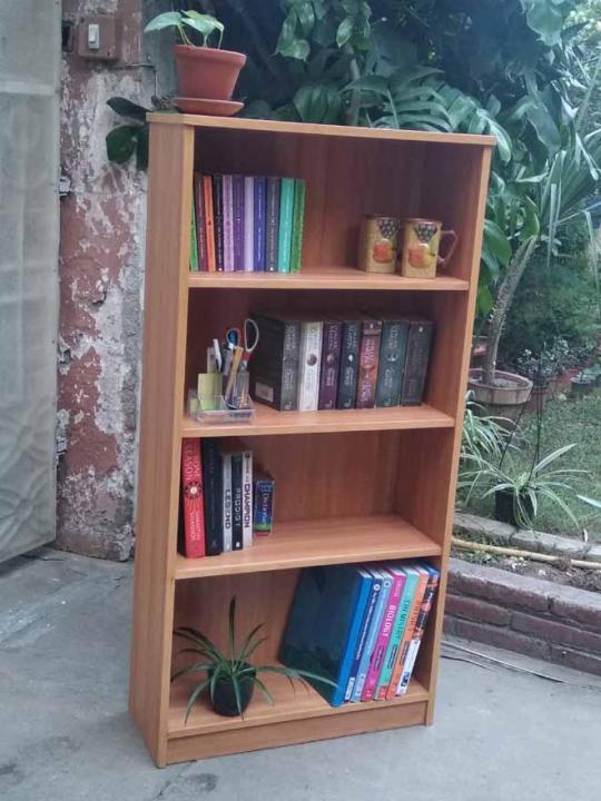 Book%20Rack%20%20-%20Image%204