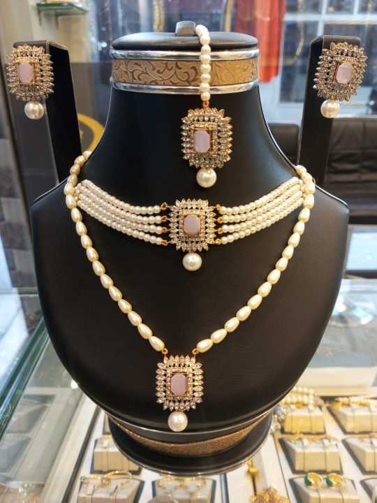 Choker White pearls Set with Earnings -Collar Set sone jesa