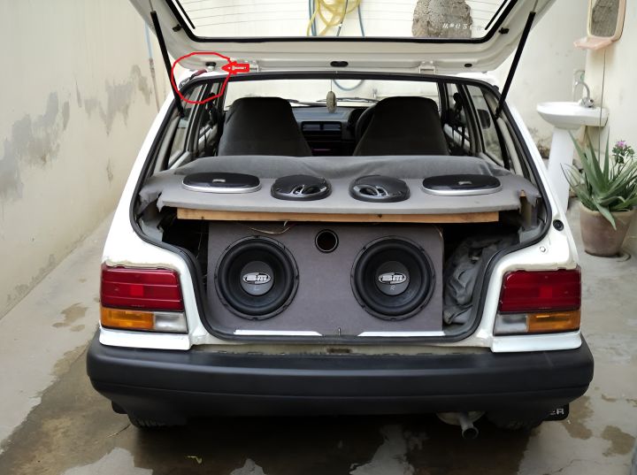 Suzuki%20Khyber%20Diggi%20Pipe%20-%20Trunk%20Wiring%20Protector%20Hose%20-%20Rear%20Boot%20Lid%20Wire%20Conduit%20-%20Durable%20Rubber%20-%20Fits%20All%20Models%20(1989-2000)%20-%201%20Pc%20-%20Image%202