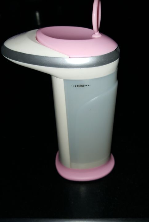 Touchless%20Liquid%20Soap%20Dispenser%20(Soft%20Pink%20Color)%20Washroom%20Soap%20Dispenser%20-%201%20Piece%20-%20Image%204