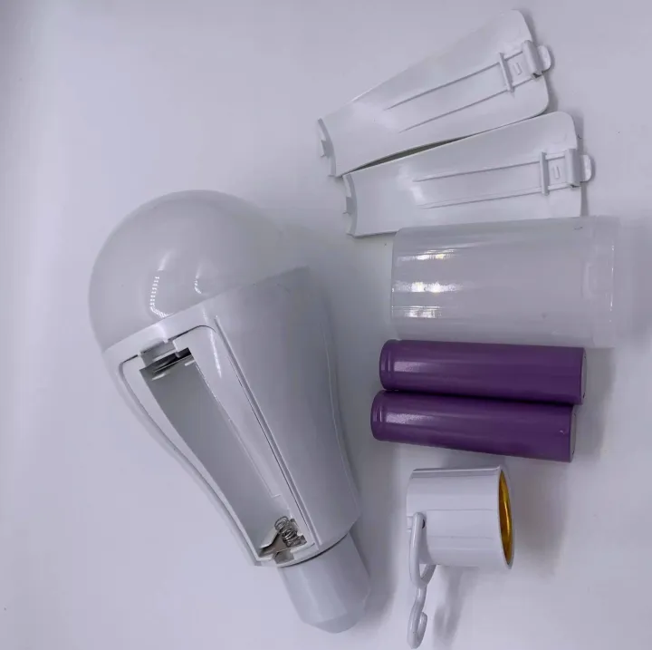 NEW%20LED%20Rechargeable%20emergency%20light%20bulb%20Replaceable%20-%20Image%204