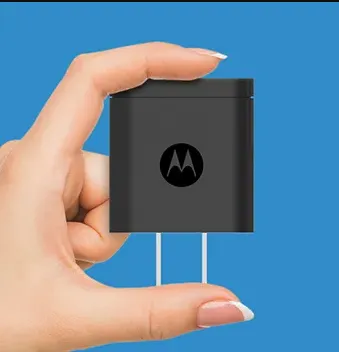 MOTO%2010W%20Fast%20Wall%20Charger,%20USB-A%20Output,%20Compatible%20with%20Moto%20X,%20E,%20and%20G%20Series%20-%20Image%202