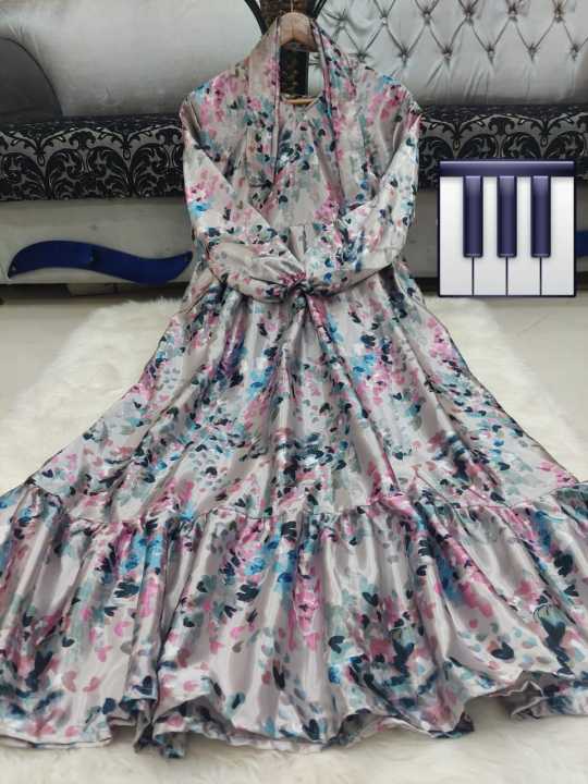 Article%20%20long%20Silk%20Maxi%20Stuff%20China%20Silk.Girl%20and%20Women%20Stitched%20Maxi%20-%20Image%204