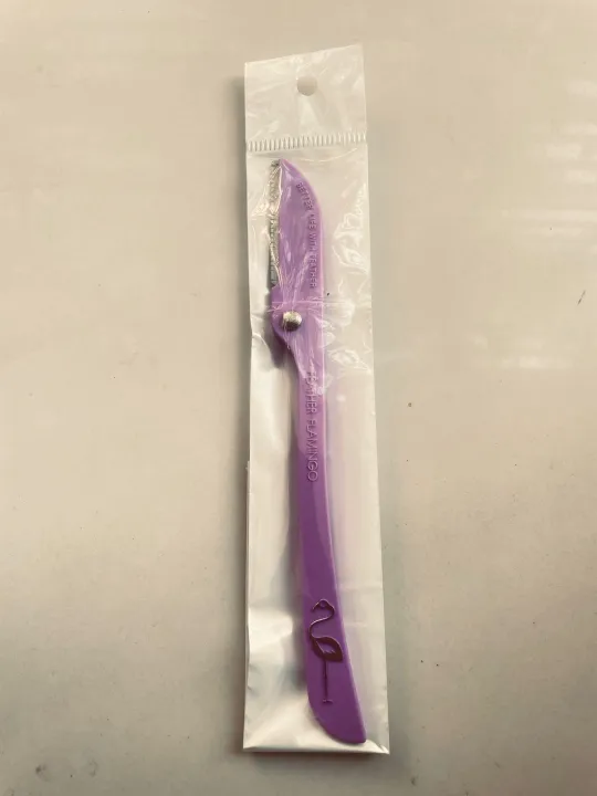 Flamingo%20Facial%20Hair%20Remover%20Razor:%20Gentle%20and%20Effective%20Hair%20Removal%20Pack%20Of%201%20Pcs%20-%20Image%204