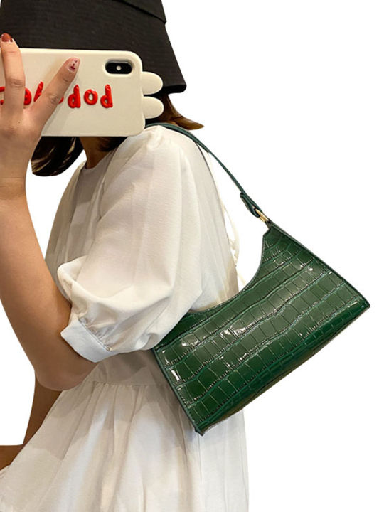 Women%20Retro%20Baguette%20Bag%20Tote%20Bag,%20Crocodile%20Shoulder%20Handbag%20Purses%20with%20Zipper%20Closure%20-%20Image%206