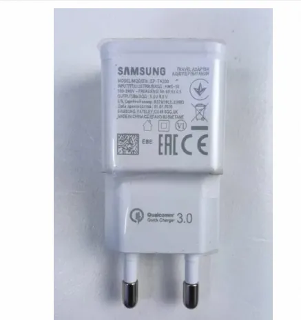 Samsung%20Fast%20Charger%20adapter%20Qualcomm%20QC%203.0%20-%20Image%203