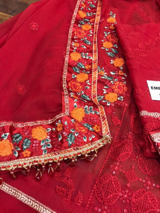 Embroidered%20Chiffon%20Dress%20With%20Chiffon%20Embroidered%20Dupatta%20in%20red%20-%20Image%205