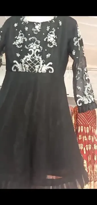 Pure%20Shiffonz%20Short%20Frock%20with%20Trouser%20-%20Image%203