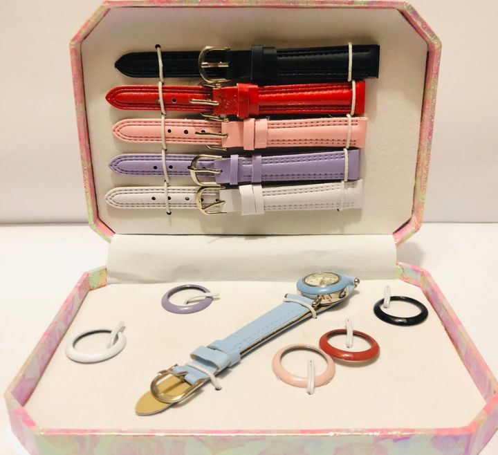 Watchify%20Multicolor%20Interchangeable%20Watch%20Gift%20Set%20for%20Girls%20%7C%206%20Straps%20/%2011%20Straps%20Watch%20for%20Women%20-%20Image%208
