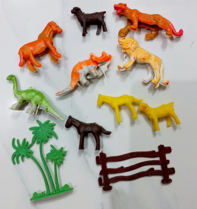 Plastic%20Wild%20Animal%20Toys%20Zoo%20Animals%20Set%20May%20Vary%20-%20Image%202