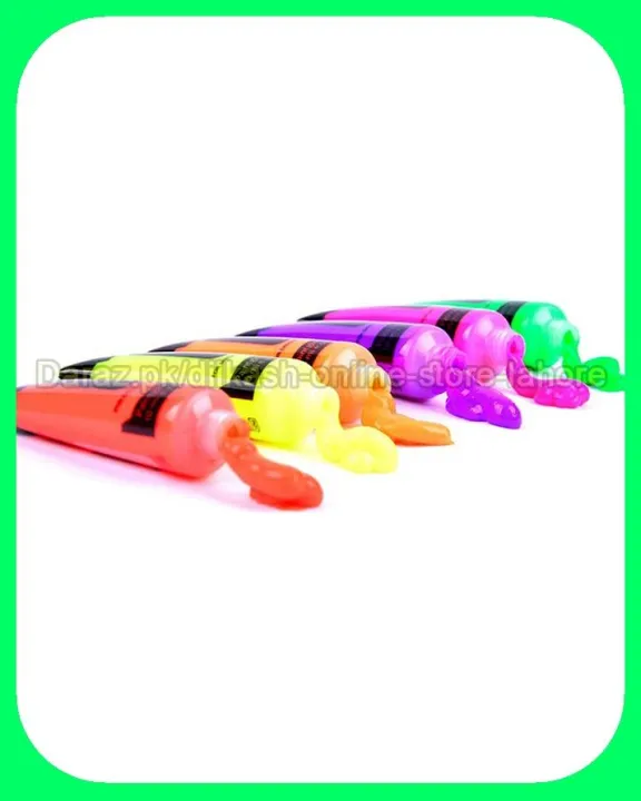 Pack%20of%206%20-%20Glow%20in%20the%20Dark%20Paint%20-%20Glow%20in%20the%20Dark%20Makeup%20-%20Image%204