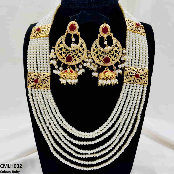 Artificial Gold-Plated White Pearl Mala with Artificial stones, a whole set including earrings with artificial stones and gold plating