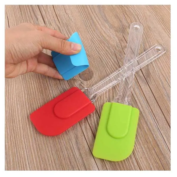 Silicone%20Non%20Stick%20Heat%20Resistant%20Spatula%20-%20Image%204