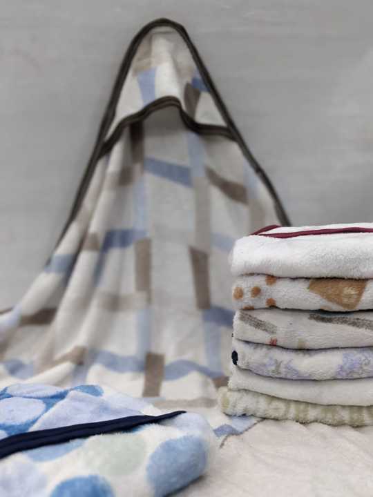New%20Born%20soft%20Baby%20Fleece%20Blanket.%20-%20Image%207