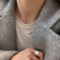 necklace for girls Light luxury, niche square shell necklace, women's summer design, versatile, simple clavicle chain, ins, cold style accessories. 