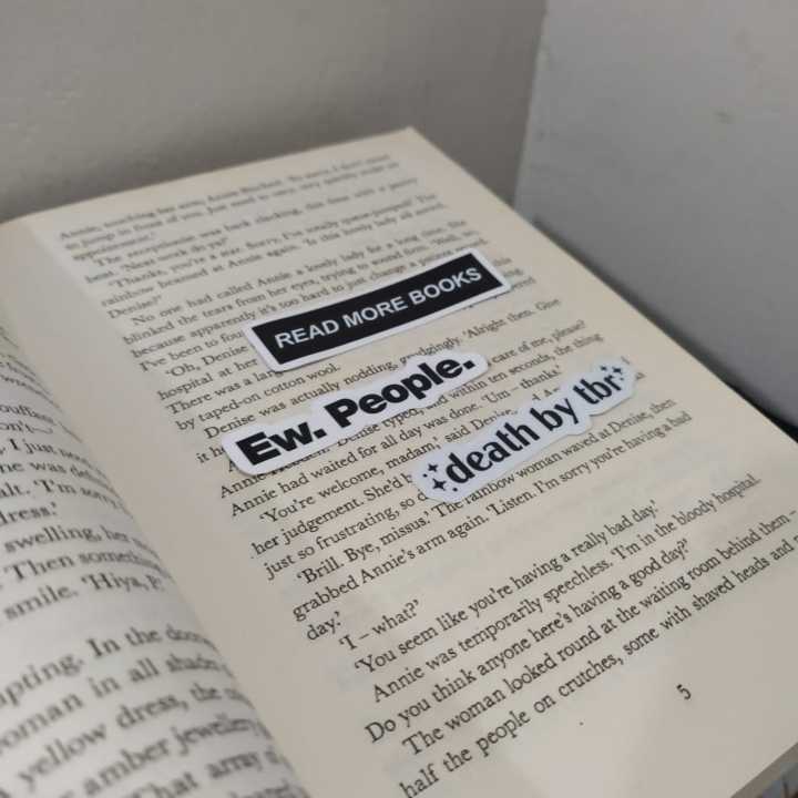 25pcs%20Reading%20kindle%20book%20girls%20stickers%20for%20book%20readers,%20aesthetic%20stickers%20young%20adult%20literature%20vintage%20main%20character%20cute%20journal%20skateboard%20guitar%20pinterest%20booktok%20-%20Image%207