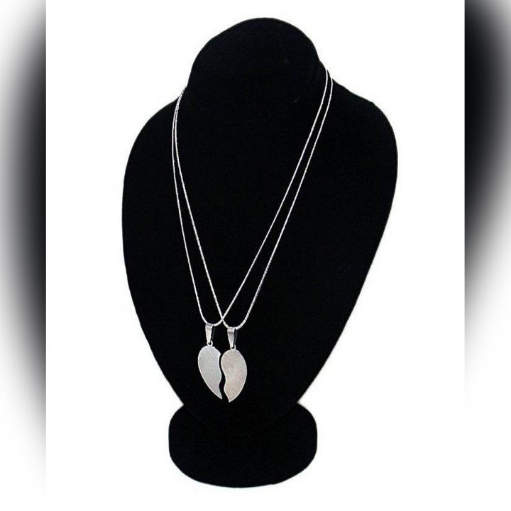 Abdul%20Marts%20Collections%20Stainless%20Steel%20Big%20Broken%20Heart%20Double%20Chain%20Pendant%20-%20Image%202