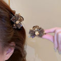 2Pcs Light Luxury Full Diamond Bow Shark Clips Cute Traceless Hair Accessories Brave. 