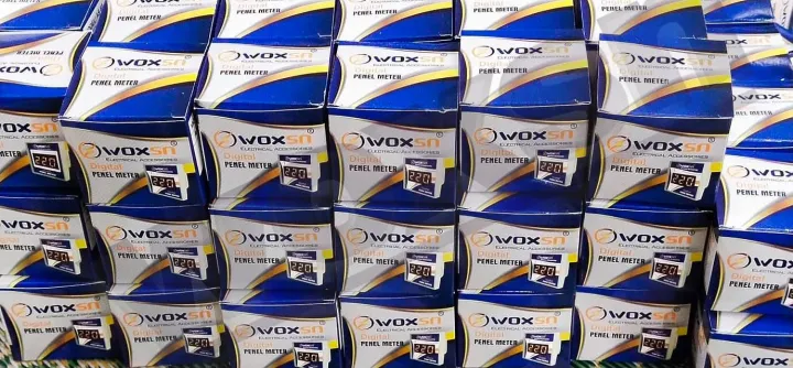 Woxsn%20Digital%20AC%20VoltMeter%20(Pack%20of%2010)%20High%20quality%20Electric%20Panel%20Meter%20LED%20Voltage%20Indicator%20-%20Image%208