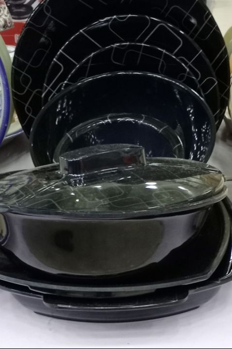 72%20Pieces%20-%20Black%20-%20Plastic%20Dinner%20Set%20-%20Image%206