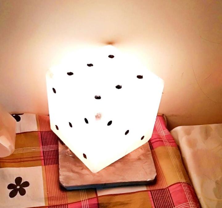 Salt%20lamp%20Ludoo%20die%20Chaka%20-%20Image%209