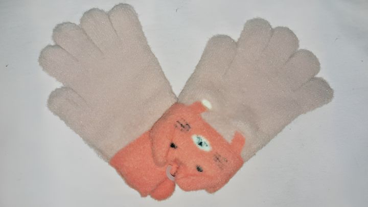 Woollen%20Winter%20Gloves%20for%20Kids%20-%20Kids%20Warm%20Woolen%20Gloves%20for%20Winters%20(1%20Pair)%20-%20Image%203