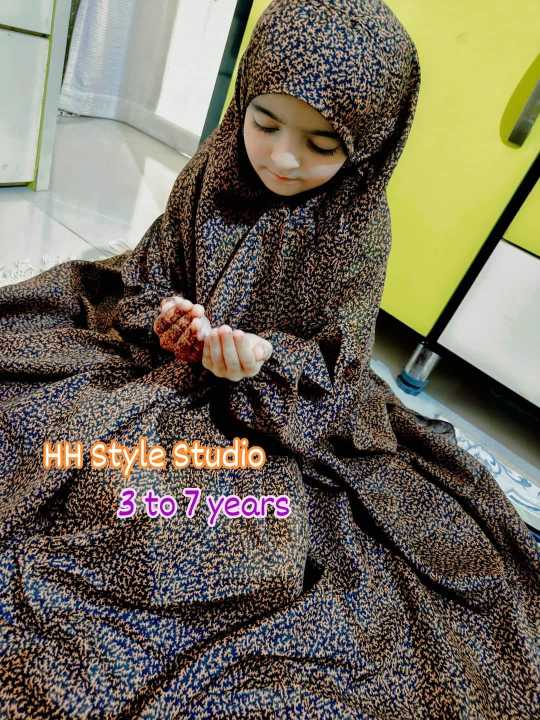 Kids%20Namaz%20Chadar%20Hijab%20With%20Full%20Sleeves%20Fabric%20Swiss%20Lawn%20Comfortable%20For%20Girls%20Prayer%20Wear%20-%20Image%205