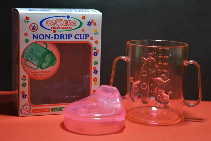 Original%209oz%20/%20250ml%20Camera%20Company%20Non-Drip%20-Fancy-%20Baby%20Sipper%20Cup%20With%20Lock%20&%20Handle%20(Made%20In%20Taiwan)%20(BPA%20FREE)%20-%20Image%207
