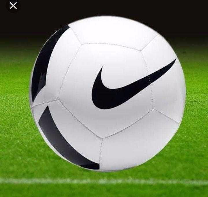 Ronaldo's Footballs Kick Ball Hard