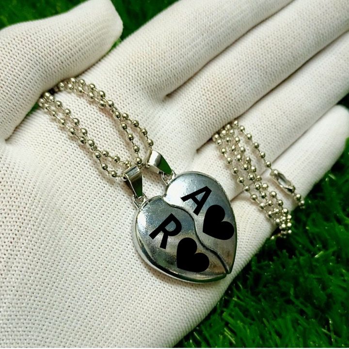 New%20Magnetic%20Couples%20Heart%20Pendant%20Necklace%20-%20Adjustable%20Stainless%20Steel%20with%20Custom%20Engraving%20-%20Image%207