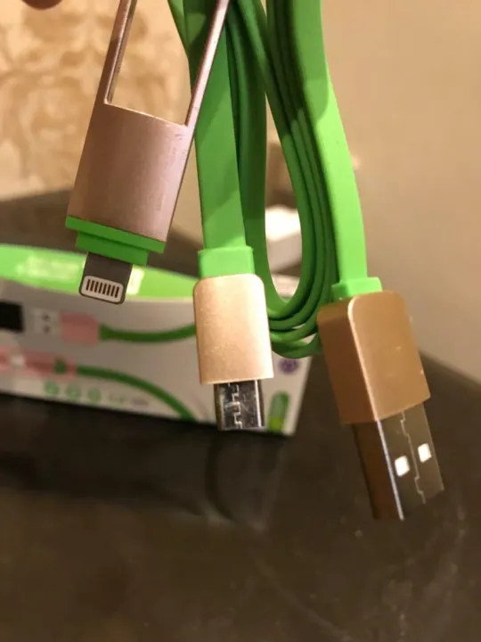 dual%202%20in%201%20charging%20/%20usb%20/%20cable%20Attach%20With%20Andriod,iPhone%20-%20Image%203