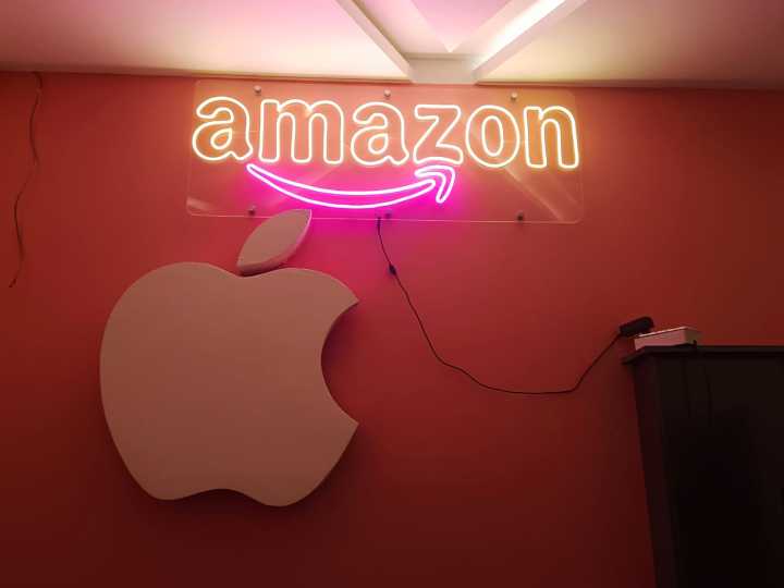 NEON%20CUSTOMIZED%20LIGHTS%20FOR%20COUPLE%20NAME,%20ROOMS,CINAMAS,SHOPS,RESTURANT,MOBILE%20SHOP,%20NAME%20NEON%20SIGN%20Free%20Delivery%20-%20Image%206