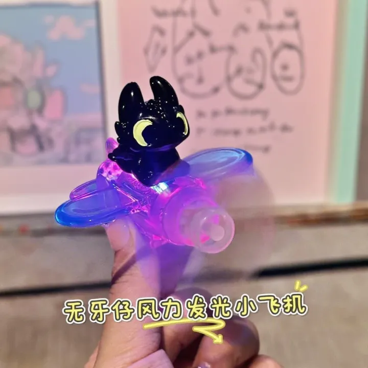 New%20Wind%20Power%20Glowing%20Toothless%20Electric%20Decorative%20Glowing%20Car%20Ornament%20Wind%20Power%20Generation%20Airplane%20Motorcycle%20Decoration%20-%20Image%204