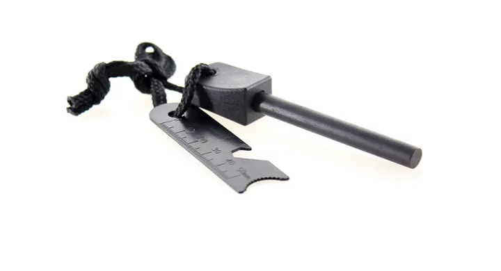 Flint%20Rod%20Fire%20Starter%20for%20Camping,%20Hiking%20and%20Travel%20-%20Image%203