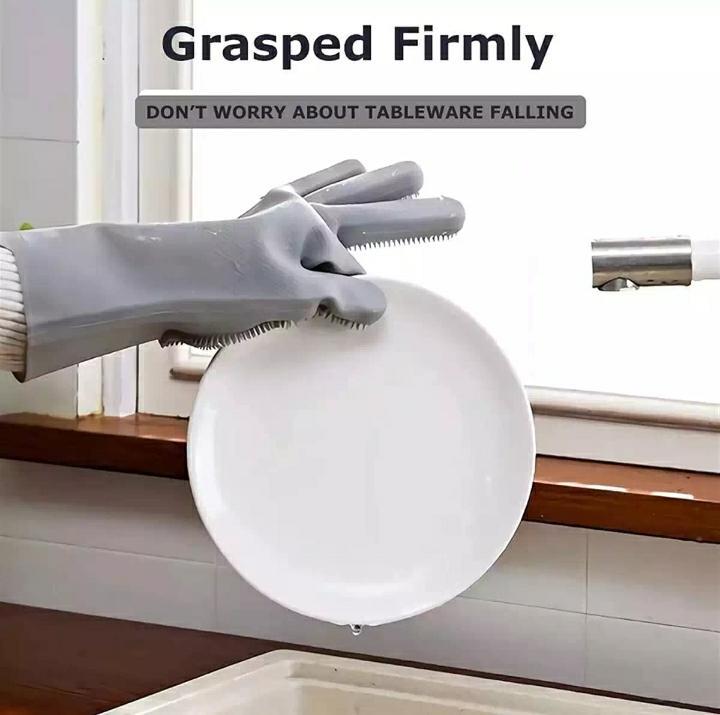 Silicone%20Magic%20Washing%20Gloves%20Pair%20with%20Scrubber%20for%20Kitchen,%20Bathroom,%20Car,%20Pet%20and%20Multipurpose%20Cleaning%20and%20Washing%20(1%20Left%20and%201%20Right%20Hand%20Silicone%20Scrub%20Glove%20Pair)%20-%20Image%208