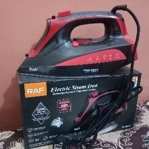 Steam%20Iron%20RAF%20Iron%20and%20Dry%20Iron%20-%20Spray%20and%20Steam%20with%20Ceramic%20Sole%20plate%201200%20to%202600%20watt%20dry%20and%20steam%20-%20Image%202