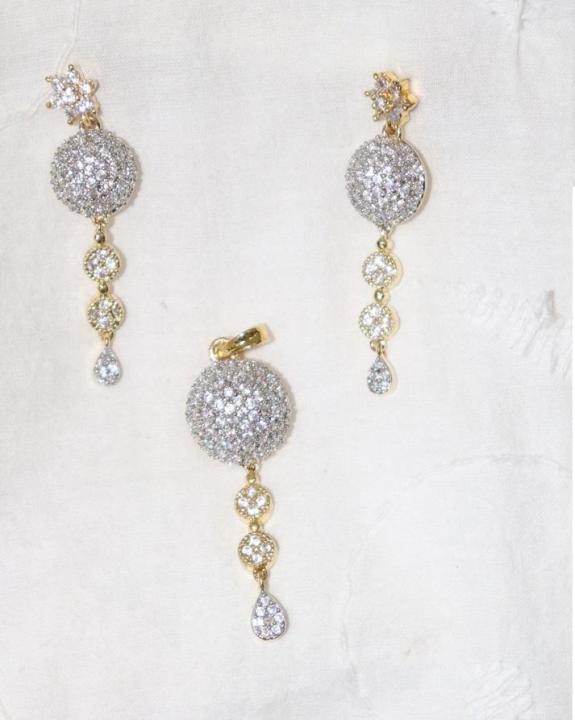 Indian Style Gold Plated Pendant Set With Stones