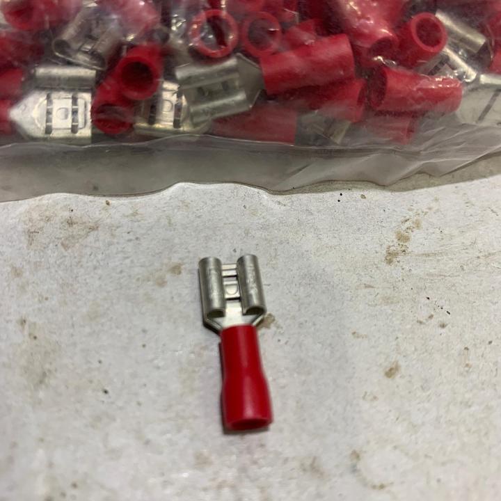 pack%20of%20100%20female%20thimble%20lugs%201.5mm%20fdd1%20250%20-%20Image%204