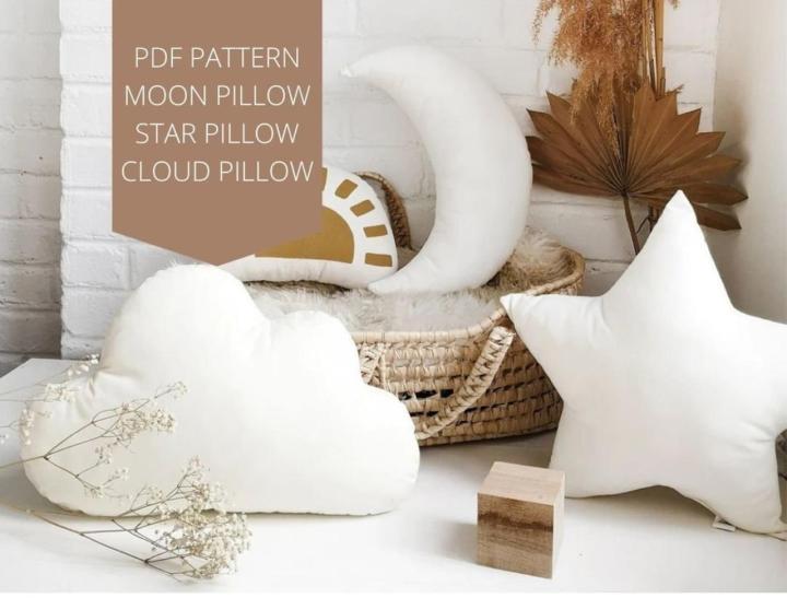 Fancy%20Decorative%20Soft%20Velvet%20Pack%20Of%203%20Kids%20Room%20Cushion-Baby%20Cot%20Pillows-Babies%20Carry%20Nest%20Nursery%20Cushion%20Star%20Moon%20And%20Cloud%20Shape%20-%20Image%207