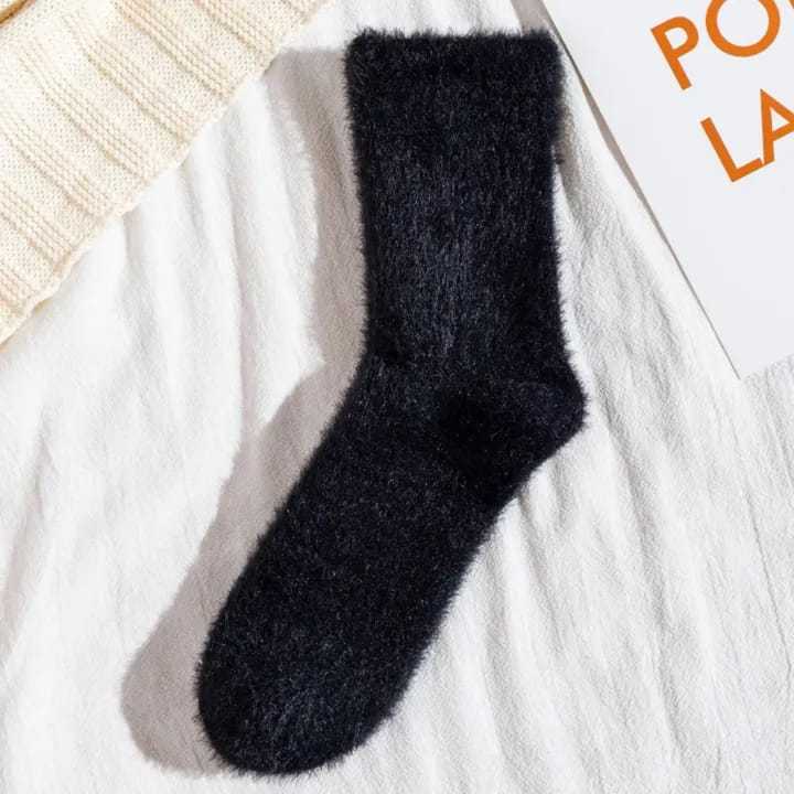 Winter%20Stockings%20Delicate%20Practical%20Ultra-soft%20Winter%20Socks%7C%20Premium%20Quality%20Fluffy%20Socks%20for%20Women%20Girls%20-%20Image%208