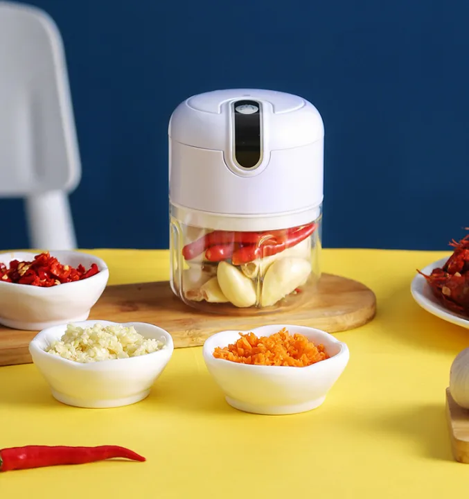 USB%20Electric%20Chopper-%20Portable%20Mini%20USB%20Electric%20Garlic%20Chopper,%20Food%20Processor,%20Garlic%20Grinder,%20Vegetable%20Meat%20Grinder%20Mini%20Electric%20Chopper(250ML)%20-%20Image%204