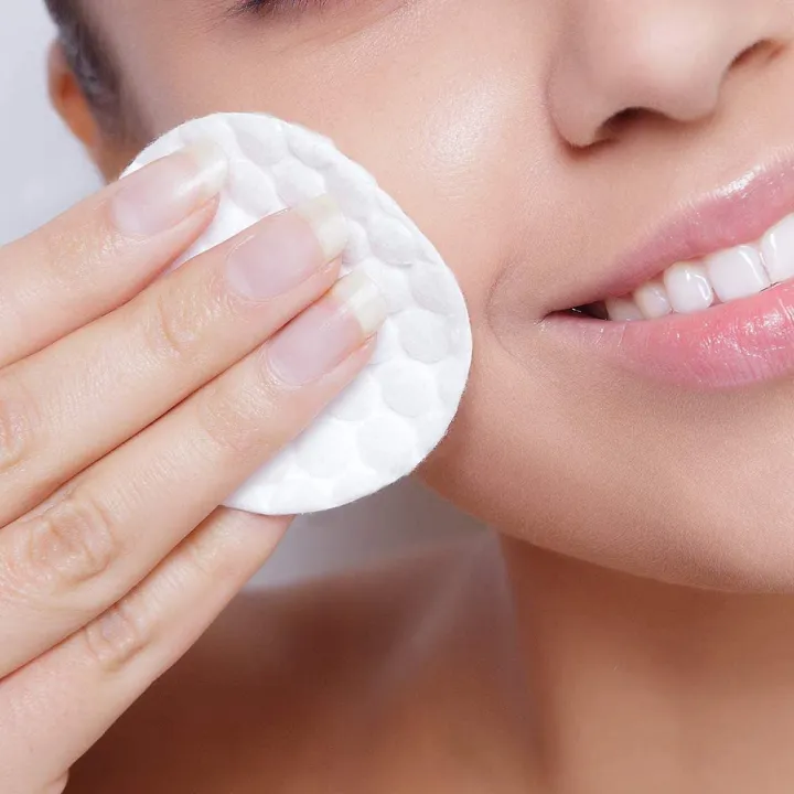 Pack%20of%2080%20Cosmetic%20Cotton%20Pads%20for%20Face.%20100%25%20Cotton%20Makeup%20Pads%20for%20Procedures.%20Facial%20Makeup%20Remover%20-%20Image%204