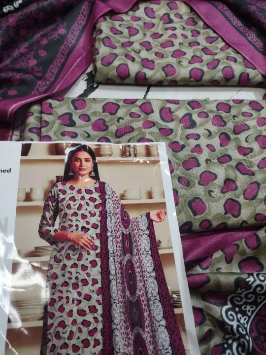 F.S%20Clothing%203%20piece%20SALE%20ALERT%20%20LAWN%20PRINTED%203%20PCS%20COLLECTION%20-%20Image%203