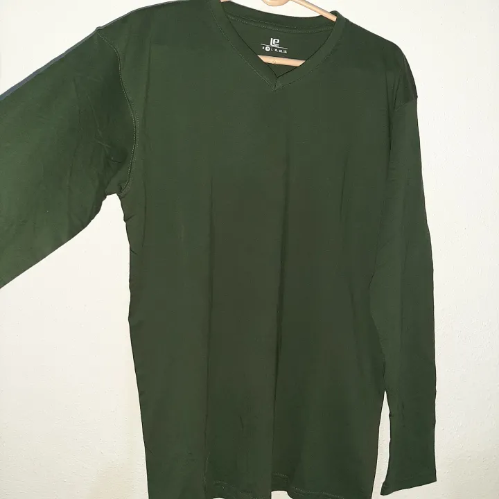 T-Shirts%20for%20Men%20(Casual%20or%20for%20Custom%20Designs)%20-%20Image%204