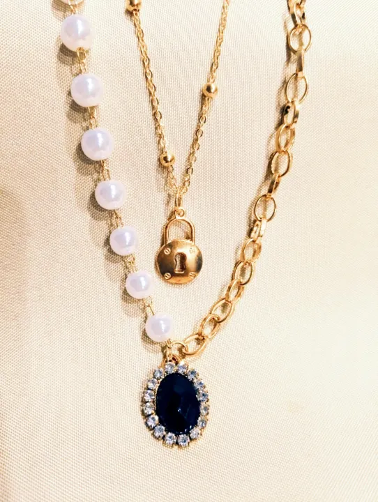 Elegant%20Multi%20Layered%20Chains%20Designer%20Chokar%20Necklace%20with%20Pendants%20-%20Image%206